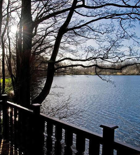 Cleveley Mere Luxury Waterside Lodges Scorton  Dış mekan fotoğraf