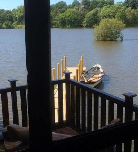 Cleveley Mere Luxury Waterside Lodges Scorton  Dış mekan fotoğraf
